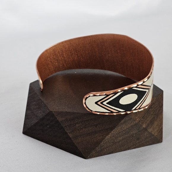 Geometric Art Deco Copper Cuff Bracelet - Picture 4 of 4